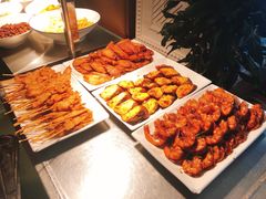 -荣誉国际酒店-云顶旋转餐厅