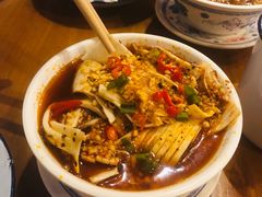 -炉小二铜锅牛蛙•川湘菜(三里屯店)