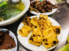 -石屏老字号4号包浆豆腐美食城(泼水广场店)