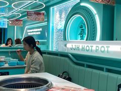 -季季红火锅(柳州城中万达二店)