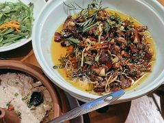 -老滇山寨•云南特色菜•地方菜•民族风情歌舞表演(金碧店)