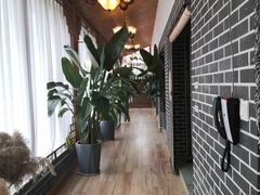 -乌托邦轰趴日租聚会别墅(先生的院子店)