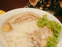 特级龙骨面线汤-松发肉骨茶SongFa(静安嘉里中心店)