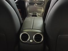 -上海星瀚奔驰4S店(红柳路店)