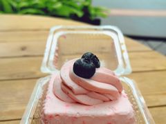 -红宝石·鲜奶小方·海派西点房(联洋店)