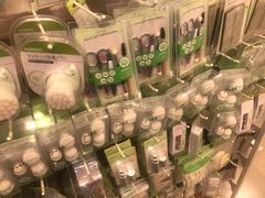-名创优品(山东青岛东方城店)