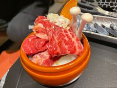 -山川小町·极番烧肉(新地假日广场店)