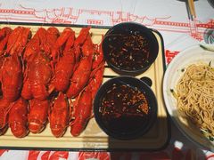 肥肥蒸虾-肥肥虾庄·金牌油焖大虾(汉街SKP店)