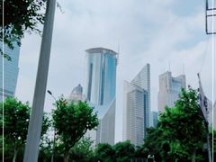 -陆家嘴空中步行连廊