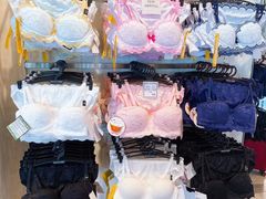 -PEACH JOHN(新宿店)