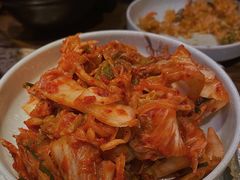 阿姨给拿的泡菜-韩香阁烤肉·烤活鳗(宽厚里店)