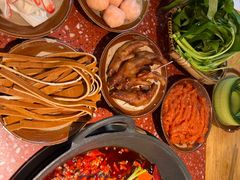 -赵美丽·重庆社区火锅·直营店(火车东站·中豪国际店)