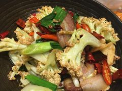 -万重锦·人文川菜馆(骡马市店)