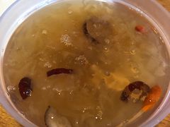 润肺银耳羹-南城香·饭香串香馄饨香(青年路店)