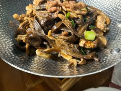 -雀舞云南菜(天津天河城购物中心店)