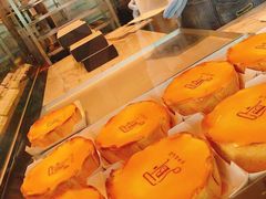 -烧きたてチーズタルト专门店·PABLO(心斋桥本店)