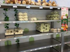 -白玉兰食品(中山公园龙之梦店)
