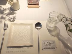 -春树下·树屋花房西餐厅(罍街AS1980店)