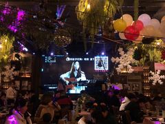 -胡桐里音乐酒馆(孝南店)