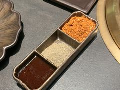-铭牛烧肉·和牛海鲜自助(高新月牙湖店)