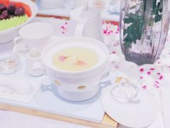 樱花燕窝-燕庭·纯燕窝·甜品下午茶(南京西路店)