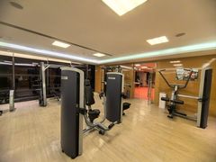 -广州万富希尔顿酒店·感趣自助餐厅·金秋蟹宴生蚝海鲜刺身烧烤