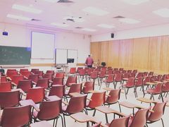 -香港大学