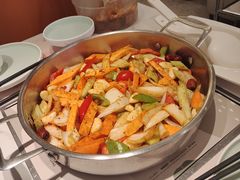 -黄记煌三汁焖锅(新佳丽江汉路店)