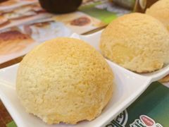 酥皮焗叉烧包-添好运点心专门店(深水埗店)