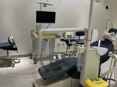 -瑞尔齿科(上海长风大悦城店)