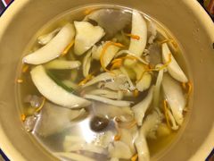 野生菌菇汤-炊烟·山房菜