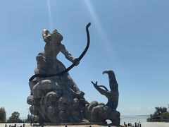 -巴陵广场
