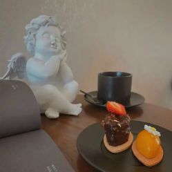 -童谣里医疗级月子中心(独栋湖景店)
