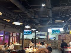-马路牙子烧烤音乐酒馆(望京店)