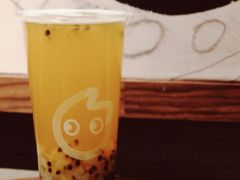 -CoCo都可(湖滨银泰店B区店)