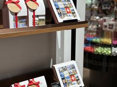 -Laderach 莱德拉(上海环贸iapm店)