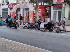 -华莱士·全鸡汉堡(北戴河店)