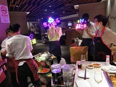-海底捞火锅鲜切牛肉主题店(长寿路店)