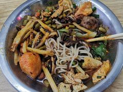 -螺满地螺丝粉