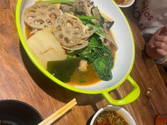 -万记麻辣烫国展总店