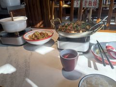 -湘西小馆(滨河路店)