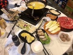 -鲜入围煮花胶鸡海鲜火锅