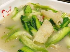 丝瓜鱼肚汤-文记壹心鸡(宝华路店)