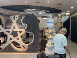 -TOP HAIR SALON