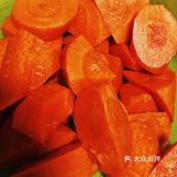 🥕营养美味胡萝卜玉米猪骨汤，🌽色香味俱全