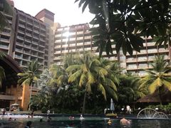 -三亚湾海居铂尔曼度假酒店