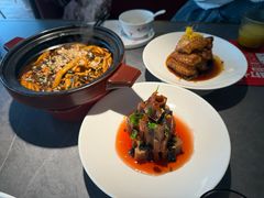 -吴越荣记苏州菜·松鼠桂鱼100%活鱼现做(斜塘老街店)