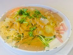 大眼特色拌拉皮-大眼锅贴水饺(河东店)