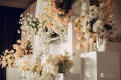 -花轿喜屋婚礼策划