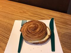 -星巴克(天津滨海国际机场1店)